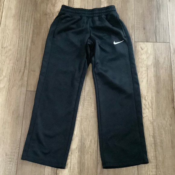 SOLD! Boys Sz Small Nike Therma-FIT Sweatpants Grey 699895-060 & Blk 853714-010 - Picture 10 of 16